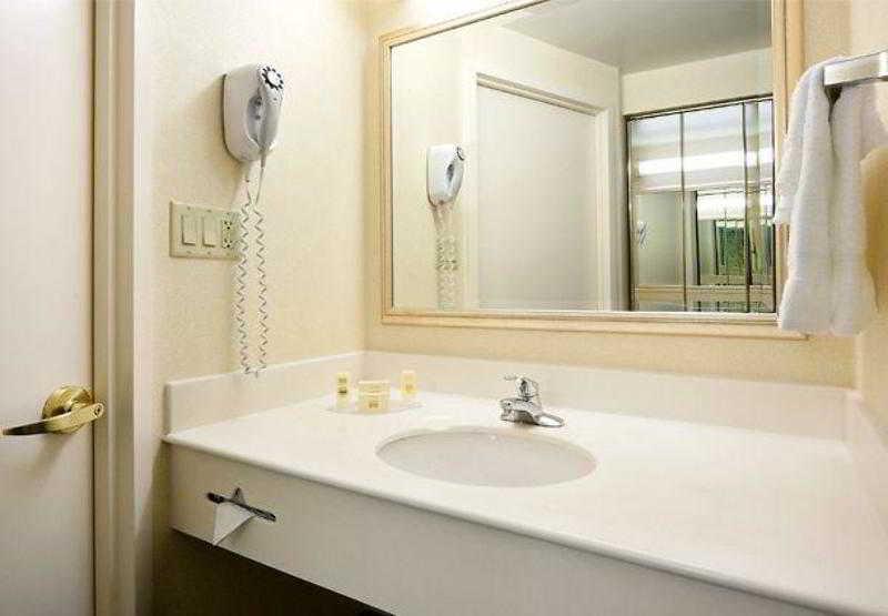 Fairfield Inn & Suites Butler Zewnętrze zdjęcie