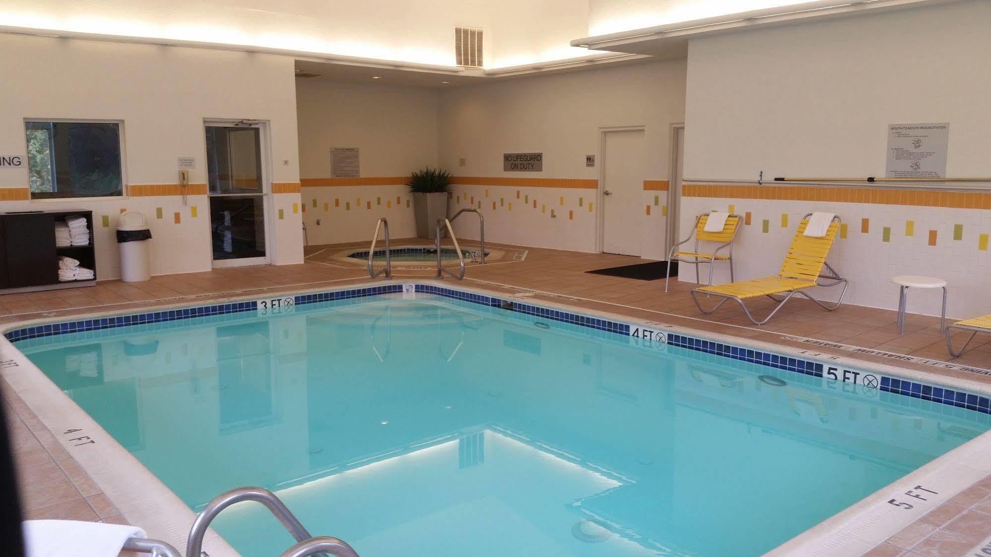 Fairfield Inn & Suites Butler Zewnętrze zdjęcie